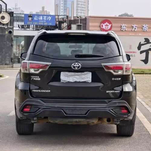 900x675_0_q87_c42_autohomecar__ChxpVmk1DaiATJBZAAkj6q20QaA134.jpg.webp Used Toyota Highlander 2015 2.0T four-wheel drive luxury version 7 seats