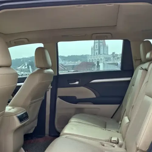 900x675_0_q87_c42_autohomecar__ChxpVmk1DbuAIzItAARY37myD7o541.jpg.webp Used Toyota Highlander 2015 2.0T four-wheel drive luxury version 7 seats