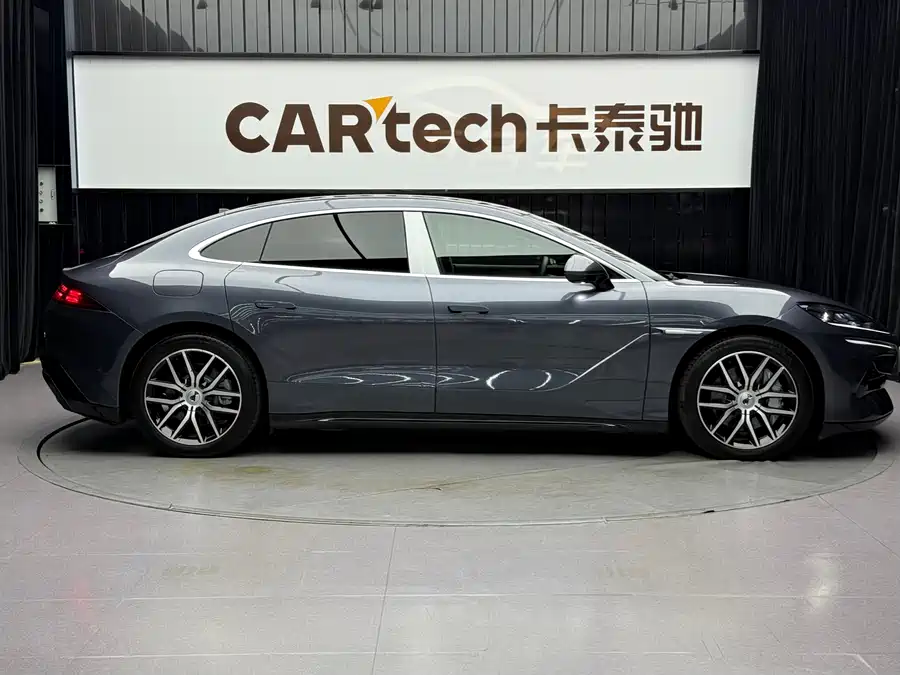 Used Denza Z9 2024 1100km four-wheel drive Max version