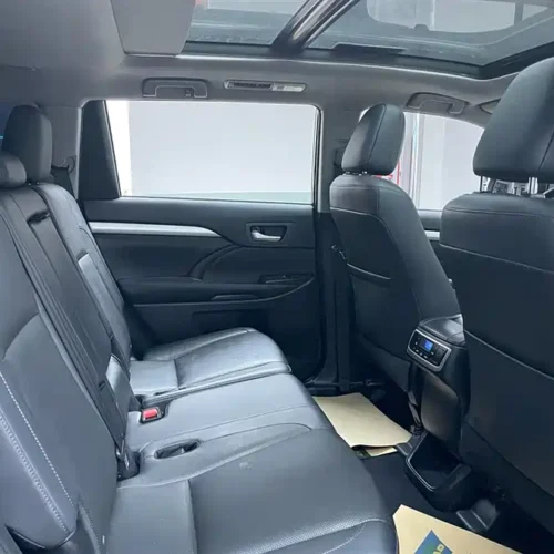 Used Toyota Highlander 2018 2.0T four-wheel drive luxury version