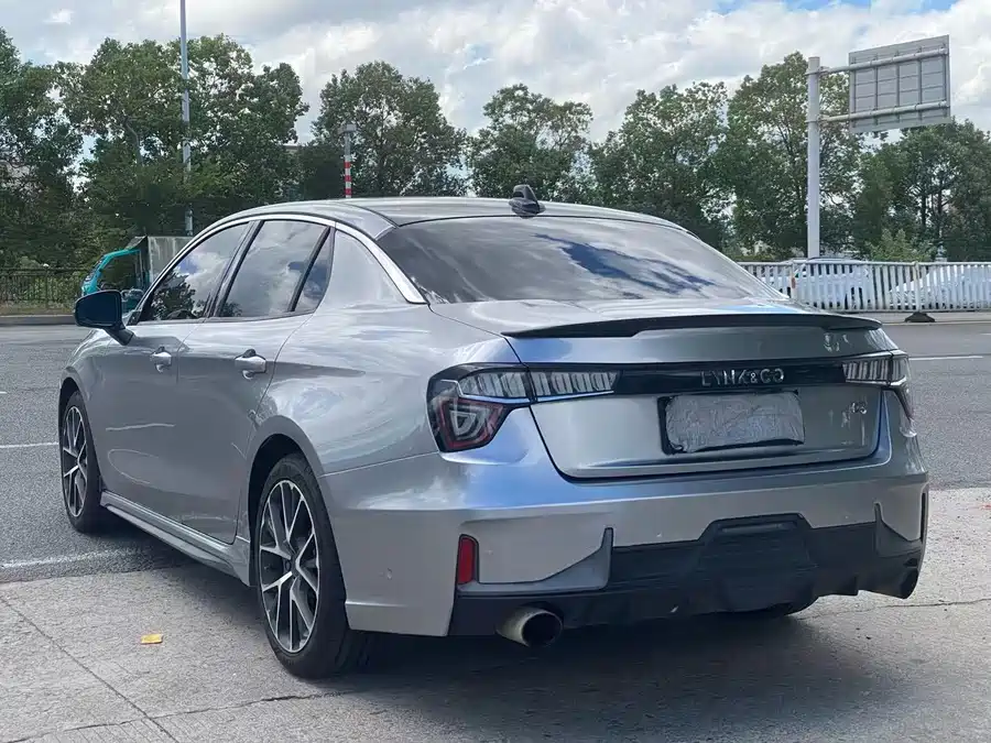900x675_0_q87_c42_autohomecar__ChxpVmkVe2mAdMCjAAsPpGzpG_8209.jpg.webp Used Lynk & Co 03 2018 1.5TD DCT Jin Pro Edition National V