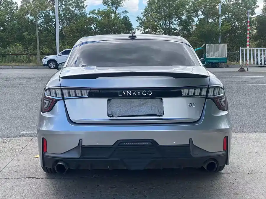 900x675_0_q87_c42_autohomecar__ChxpVmkVe2qADw-3AAuULHw5qNs352.jpg.webp Used Lynk & Co 03 2018 1.5TD DCT Jin Pro Edition National V