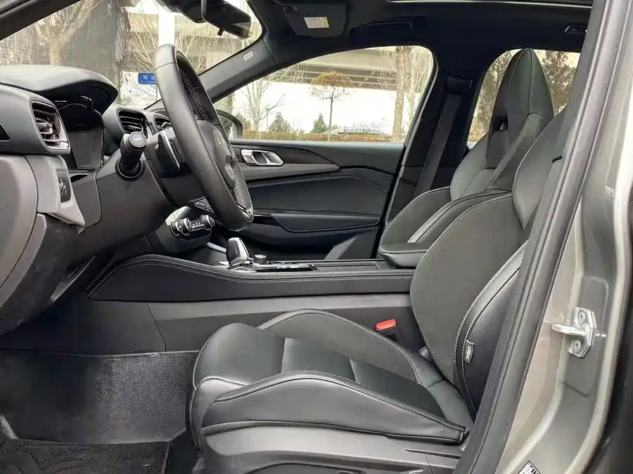 900x675_0_q87_c42_autohomecar__ChxpVmkjwA2ARev9AARmMzbpXdg466.jpg.webp Used Lynk & Co 03 2022 2.0TD DCT Plus
