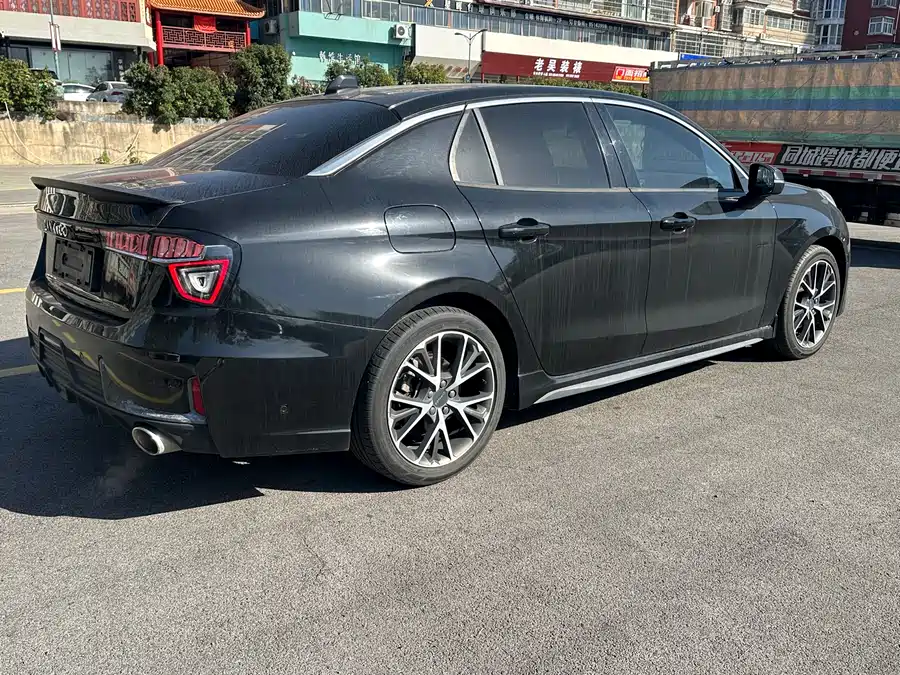 Used Lynk & Co 03 2018 1.5TD DCT Powerful Edition National V