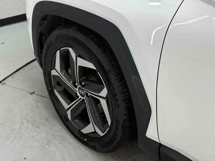 900x675_0_q87_c42_autohomecar__ChxpVmkmahKASz55AAMCObDbsuA655.jpg.webp Used Hyundai Tucson 2021 Used Hyundai Tucson L 1.5T DCT TOP flagship version