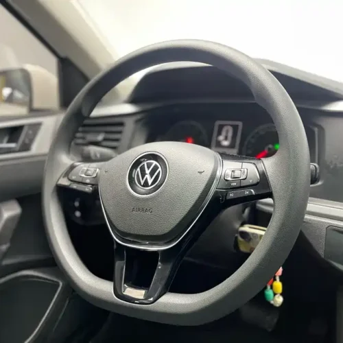 900x675_0_q87_c42_autohomecar__ChxpVml1bp6AAiTJAAd27EnXCzc240.jpg.webp Used Volkswagen Polo 2021 Plus 1.5L Automatic Panoramic Enjoyment Edition
