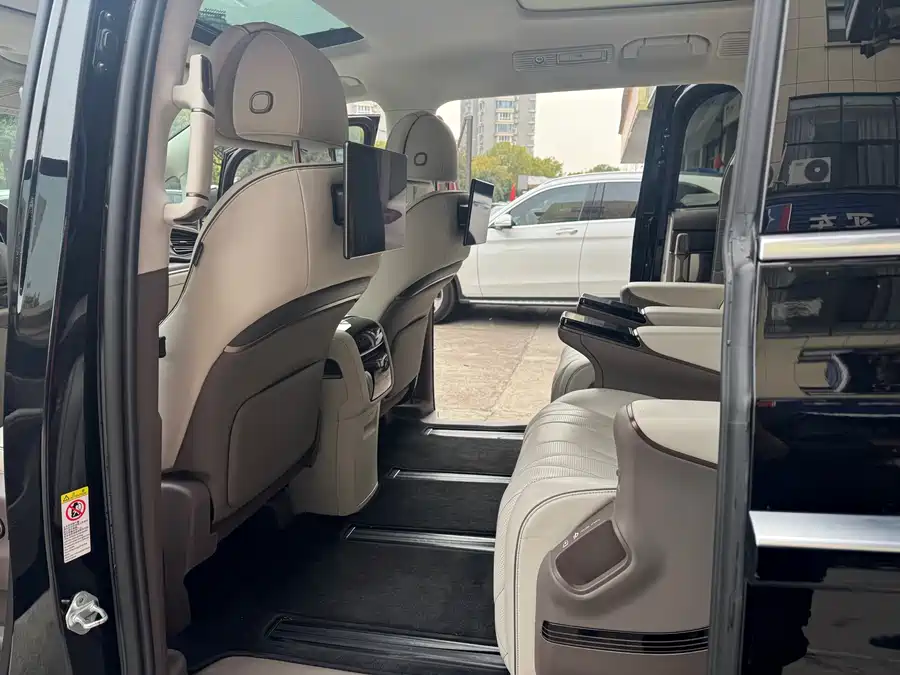 Used Denza D9 2022 DM-i 970 four-wheel drive flagship model