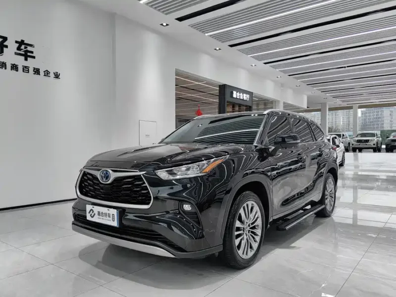 900x675_0_q87_c42_autohomecar__ChxpVml7LniAbA9iAAbadNpUGBI036.jpg.webp Used Toyota Highlander 2023 2.5L smart electric hybrid dual-engine four-wheel drive luxury version 7 seats
