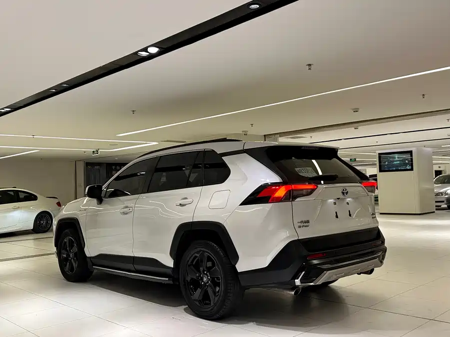 Used Toyota RAV4 Rongfang 2021 dual engine 2.5L E-CVT four-wheel drive elite PLUS version