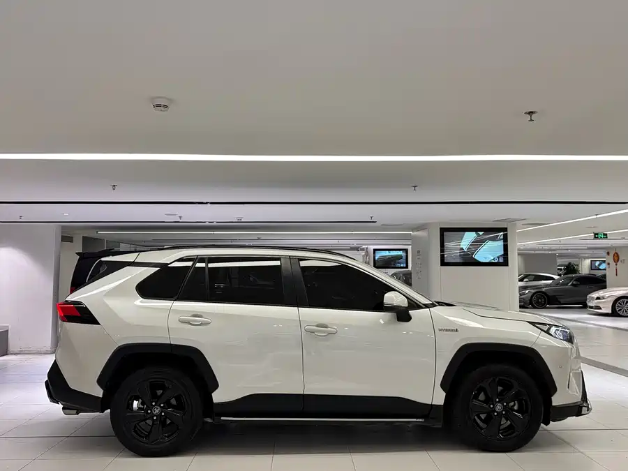 Used Toyota RAV4 Rongfang 2021 dual engine 2.5L E-CVT four-wheel drive elite PLUS version