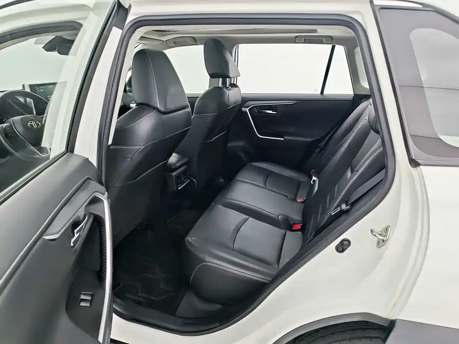 Used Toyota RAV4 Rongfang 2020 2.0L CVT four-wheel drive premium version