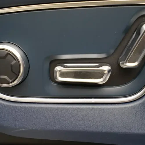 900x675_0_q87_c42_autohomecar__ChxpVmlGDlOAG05FAAGVX6F7f9Q424.jpg.webp Used Zeekr 009 2024 seven-seater aisle version 108kWh