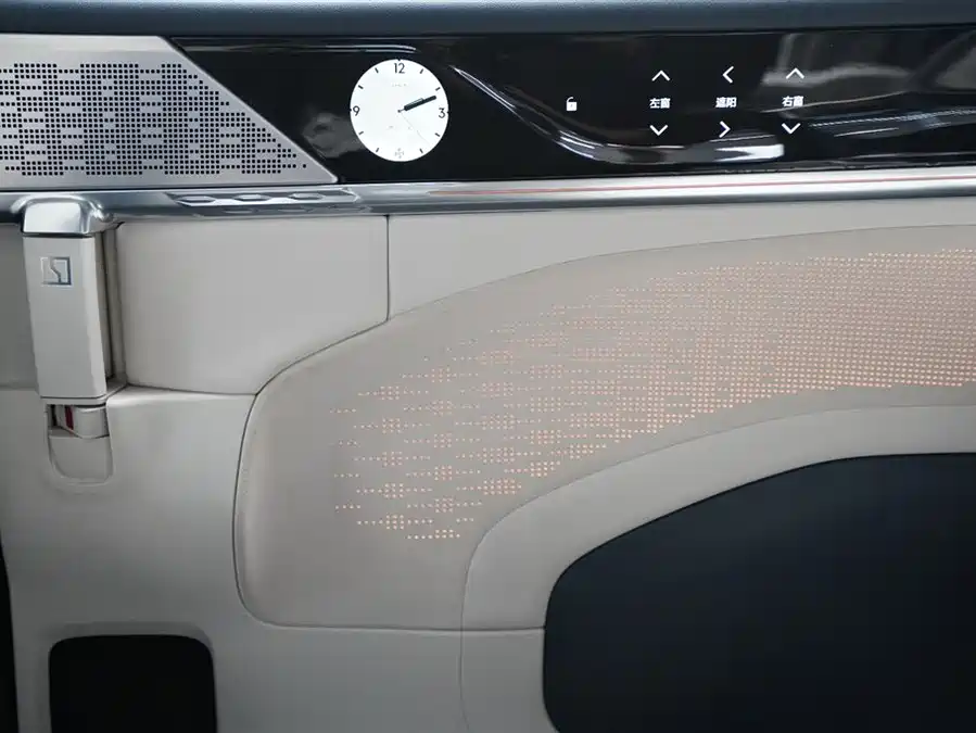900x675_0_q87_c42_autohomecar__ChxpVmlGDlWAXoFnAAFYfGwf2xE509.jpg.webp Used Zeekr 009 2024 seven-seater aisle version 108kWh