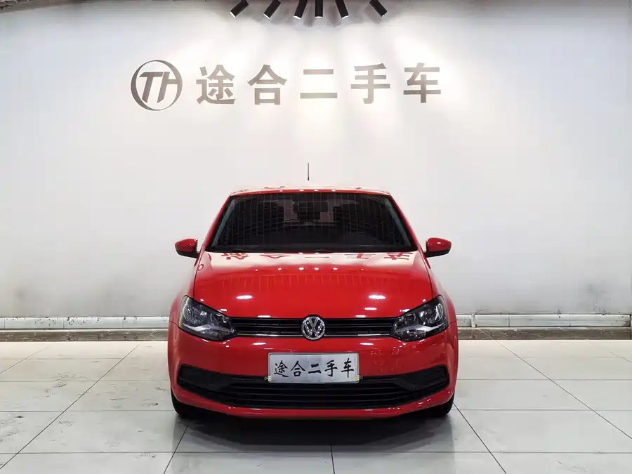 Used Volkswagen Polo 2018 1.5L manual safe driving model