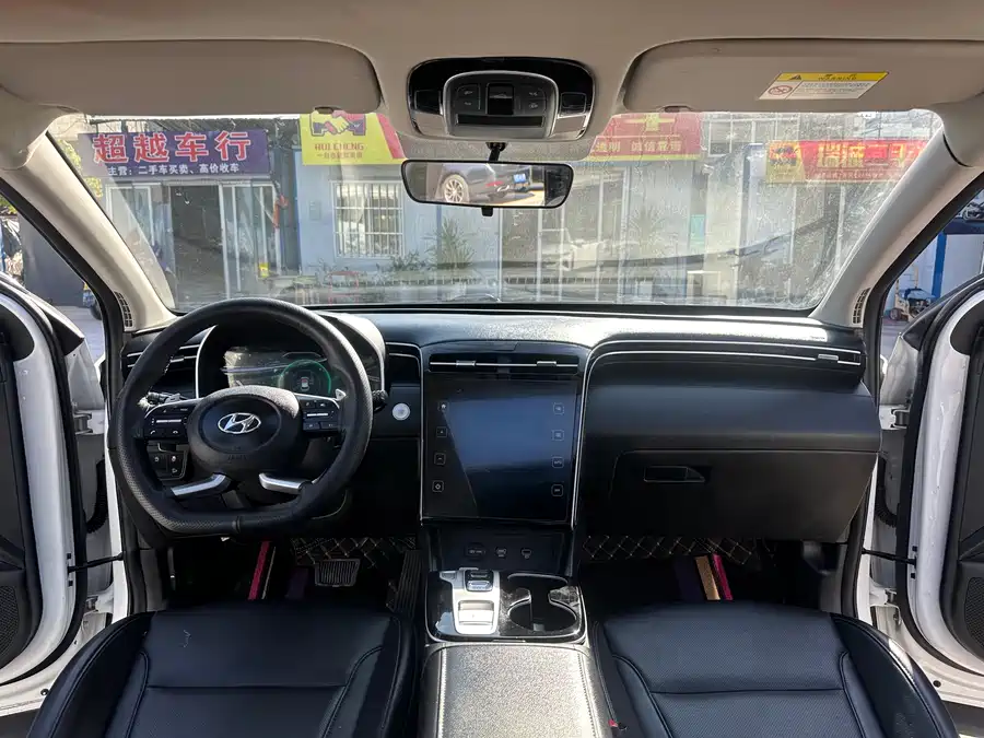 900x675_0_q87_c42_autohomecar__ChxpVmlPlqaADgRYAAopptKwxCM796.jpg.webp Used Hyundai Tucson 2023 Used Hyundai Tucson L 1.5T automatic two-wheel drive GLX Elite Edition