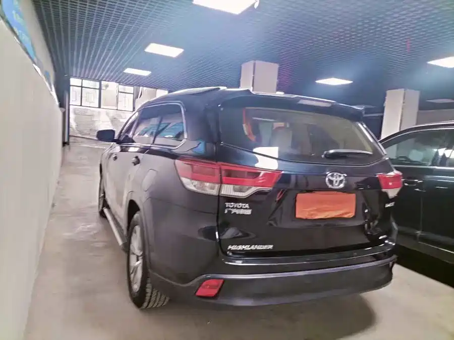 Used Toyota Highlander 2018 2.0T four-wheel drive elite version 7 seats National V