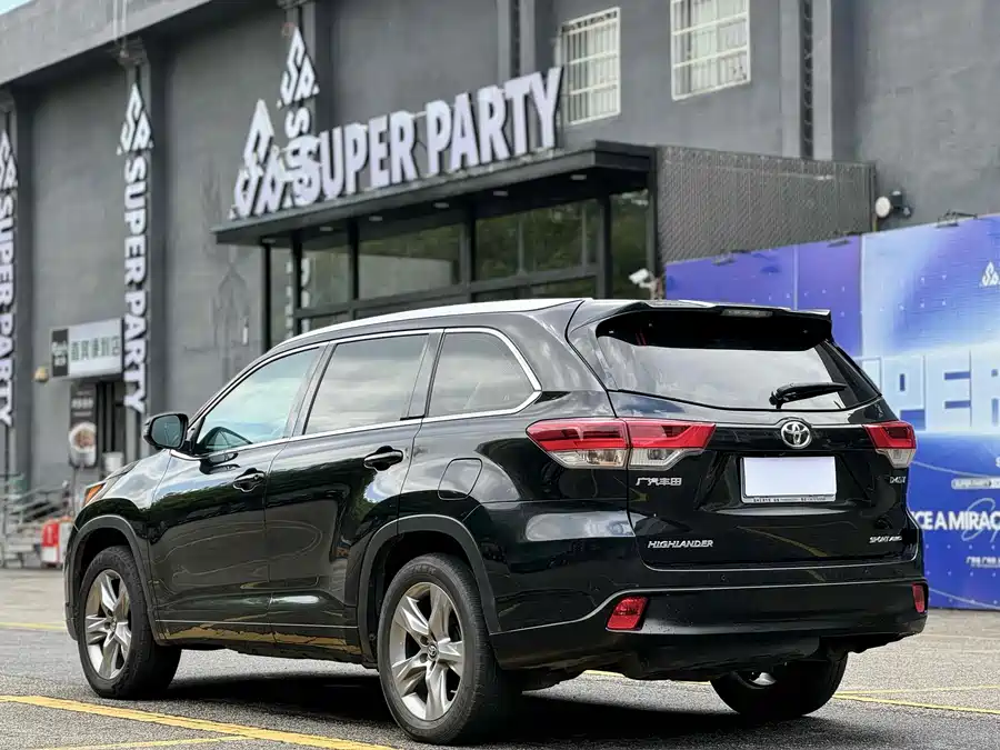 900x675_0_q87_c42_autohomecar__ChxpVmlRe_KADesRAAYreDWbpdY050.jpg.webp Used Toyota Highlander 2018 2.0T four-wheel drive premium version