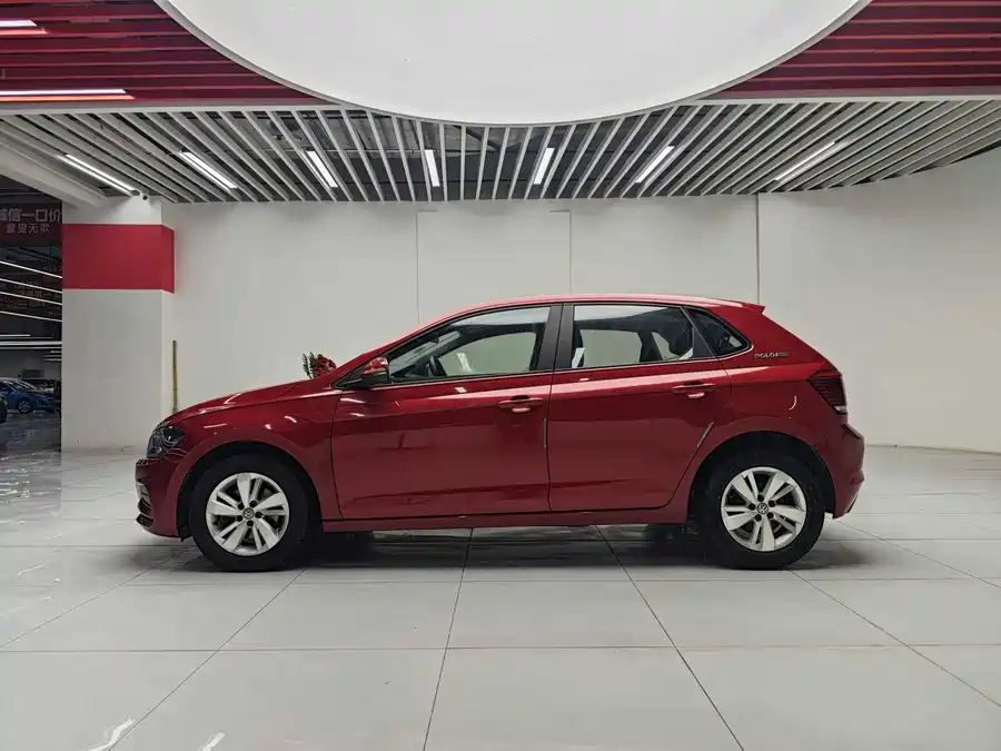 900x675_0_q87_c42_autohomecar__ChxpVmlUggiADoJ5AAMSMie46as356.jpg.webp Used Volkswagen Polo 2019 Plus 1.5L Automatic Panoramic Enjoyment Edition