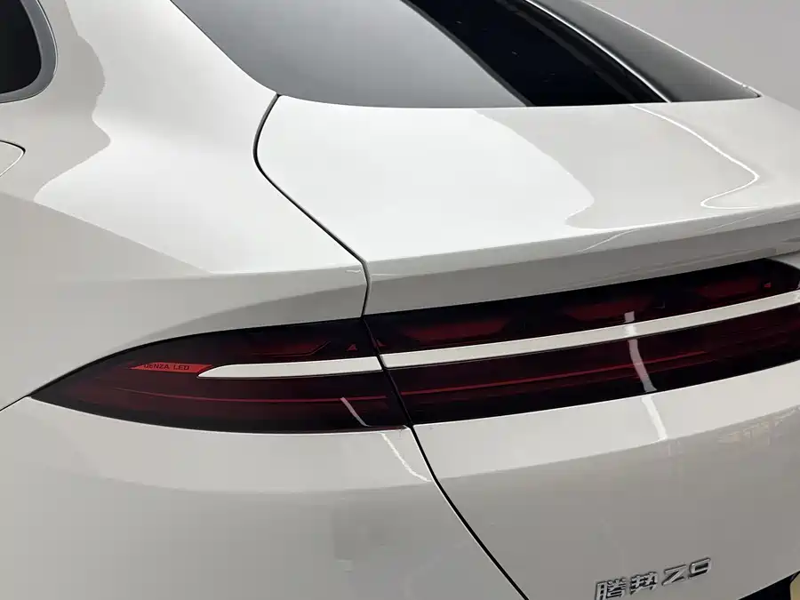 900x675_0_q87_c42_autohomecar__ChxpVmldKrKAX8KJAAKUAXPvyzY791.jpg.webp Used Denza Z9 2024 1100km four-wheel drive Ultra version