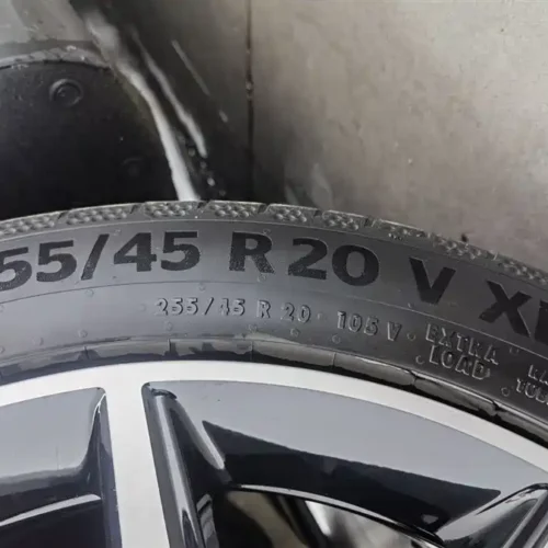 900x675_0_q87_c42_autohomecar__ChxpVmlg15-AZemvAAGe4UXq_tQ177.jpg.webp Used Denza Z9 2024 1100km four-wheel drive Max version