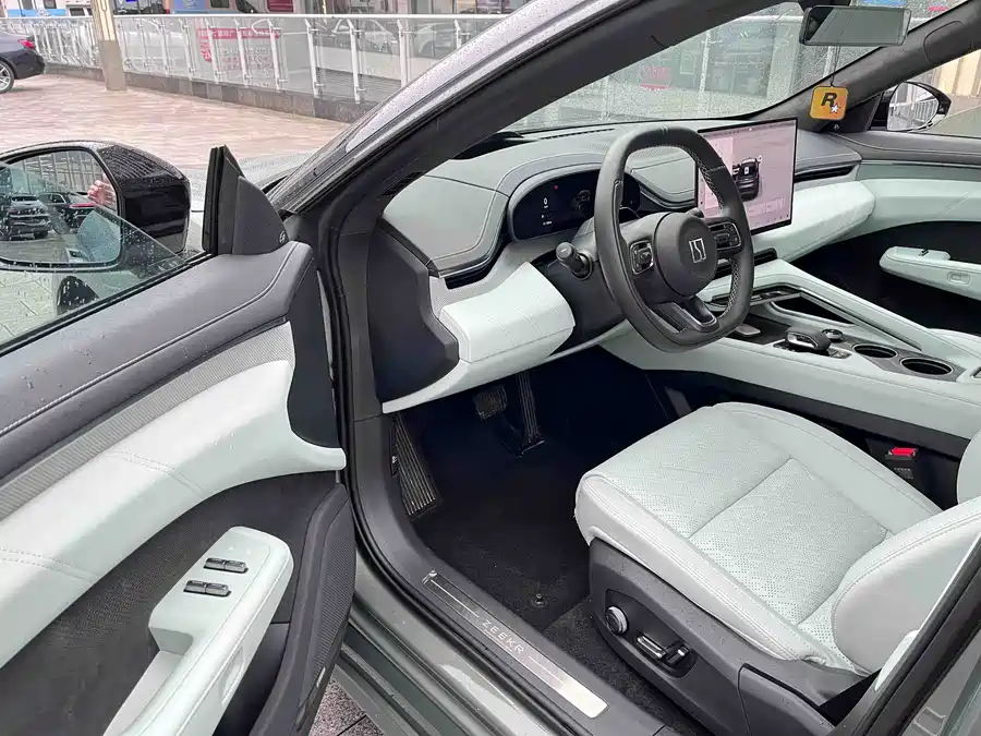 Used Zeekr 001 2025 WE version 100kWh rear drive
