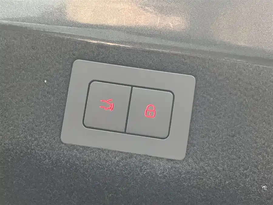 Used Denza Z9 2024 1100km four-wheel drive Ultra version