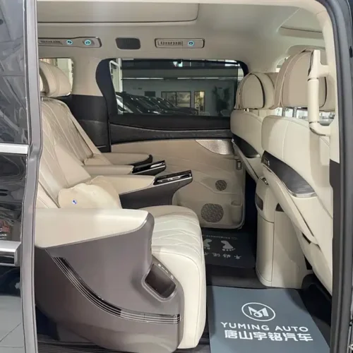 900x675_0_q87_c42_autohomecar__ChxpVmlojGqAQdReAAjUI7A2qfk409.jpg.webp Used Denza D9 2025 DM-i smart driving version 1020 four-wheel drive premium model