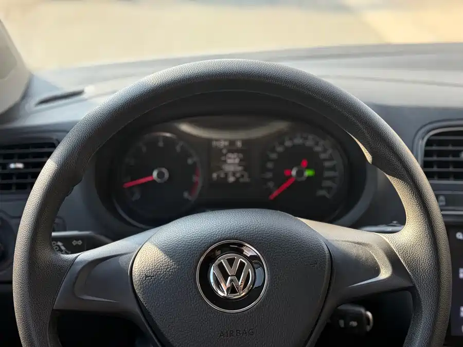 Used Volkswagen Polo 2018 1.5L automatic safe driving model