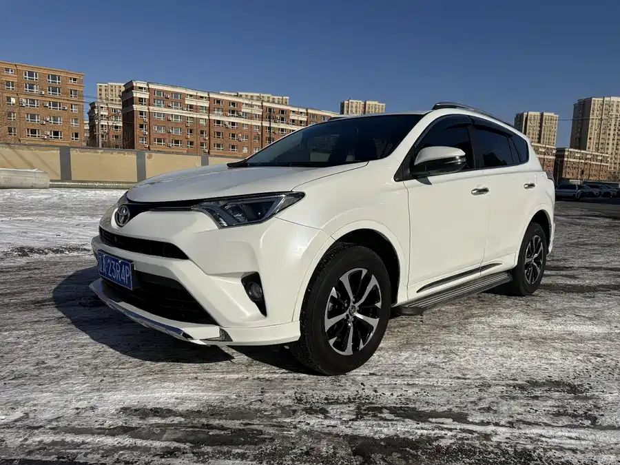 Used Toyota RAV4 Rongfang 2016 2.0L CVT two-wheel drive comfort version National V