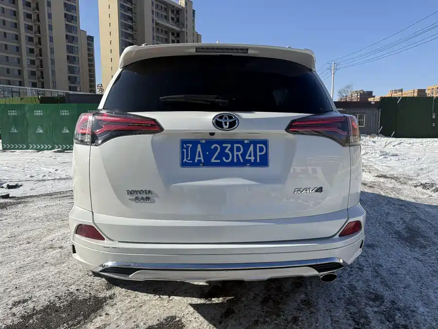 Used Toyota RAV4 Rongfang 2016 2.0L CVT two-wheel drive comfort version National V