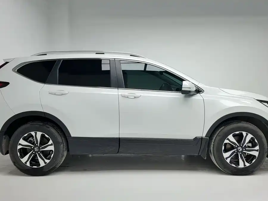 900x675_0_q87_c42_autohomecar__ChxpVmlxzxqAT4GfAAVm9WWdJug260.jpg.webp Used Honda CR-V 2021 240TURBO CVT two-wheel drive urban version