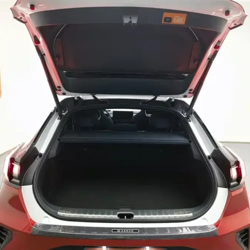 900x675_0_q87_c42_autohomecar__ChxpVmlzG6qAKrXFAAFv2XndW9A840.jpg.webp Used Zeekr 001 2026 103-degree four-wheel drive Ultra version