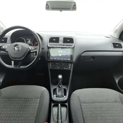Used Volkswagen Polo 2016 1.6L automatic comfort model