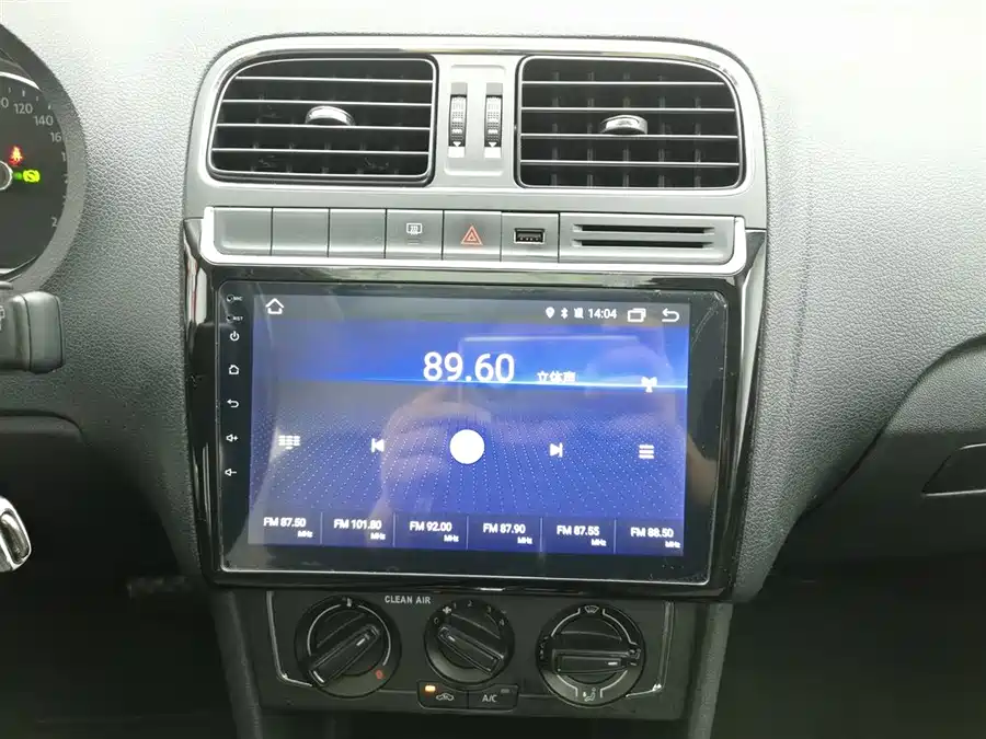 Used Volkswagen Polo 2016 1.6L automatic comfort model