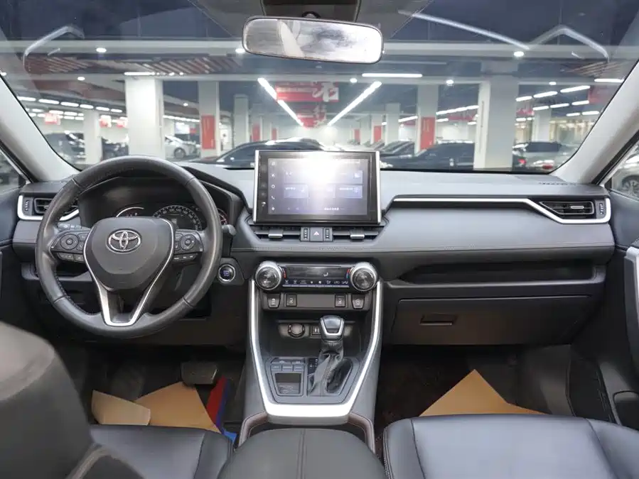 Used Toyota RAV4 Rongfang 2022 2.0L CVT two-wheel drive fashion Plus version