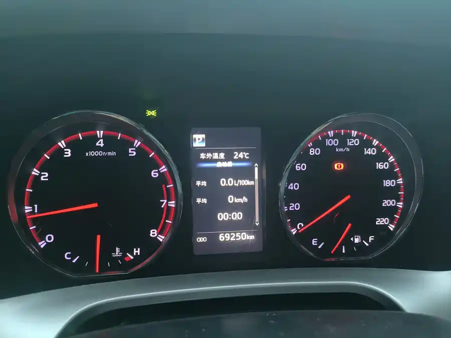 Used Toyota RAV4 Rongfang 2016 2.0L CVT two-wheel drive smart version