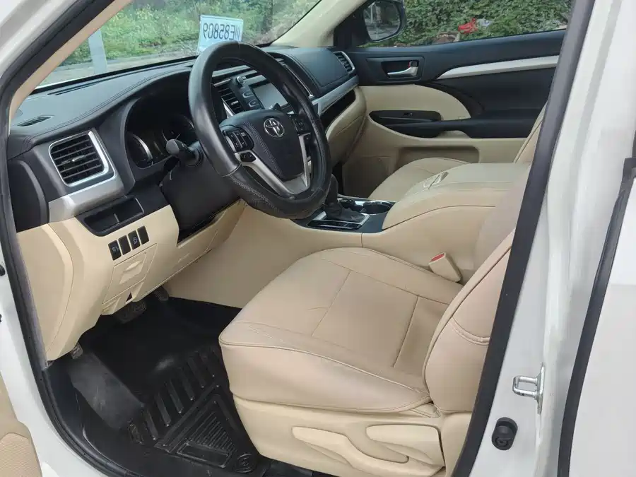 900x675_0_q87_c42_autohomecar__ChxpVmm6OamAWE-dAAWRPndpvis472.jpg.webp Used Toyota Highlander 2021 2.0T four-wheel drive elite version 7 seats