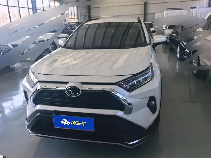 Used Toyota RAV4 Rongfang 2020 2.0L CVT two-wheel drive urban version