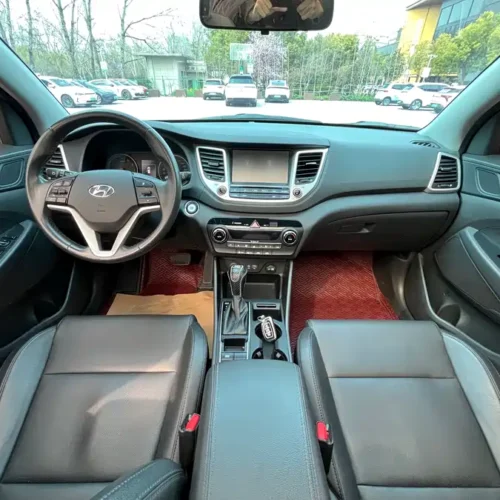 900x675_0_q87_c42_autohomecar__ChxpVmm6Q8iANlO0AAu8ckMbw9k183.jpg.webp Used Hyundai Tucson 2018 1.6T dual-clutch two-wheel drive 15th anniversary special edition