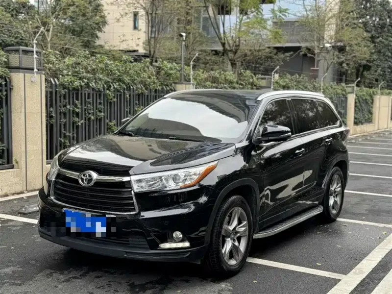 900x675_0_q87_c42_autohomecar__ChxpVmm6Vi6AGeBTAALVq8G53Ek065.jpg.webp Used Toyota Highlander 2017 2.0T four-wheel drive luxury version 7 seats