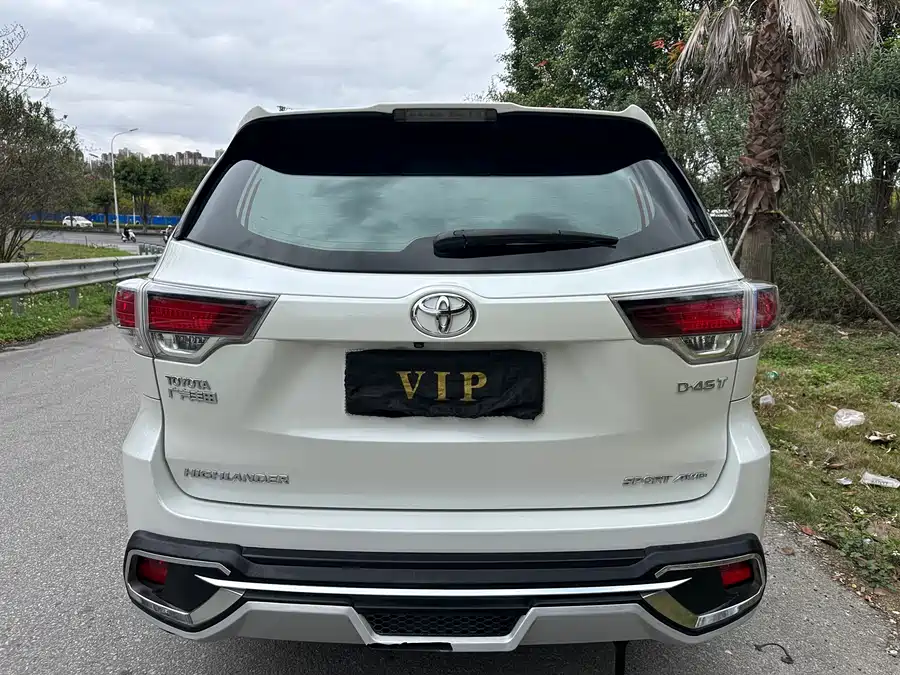 900x675_0_q87_c42_autohomecar__ChxpVmm6ctOAcH_9AAtOOncVS8w464.jpg.webp Used Toyota Highlander 2017 2.0T four-wheel drive luxury version 7 seats
