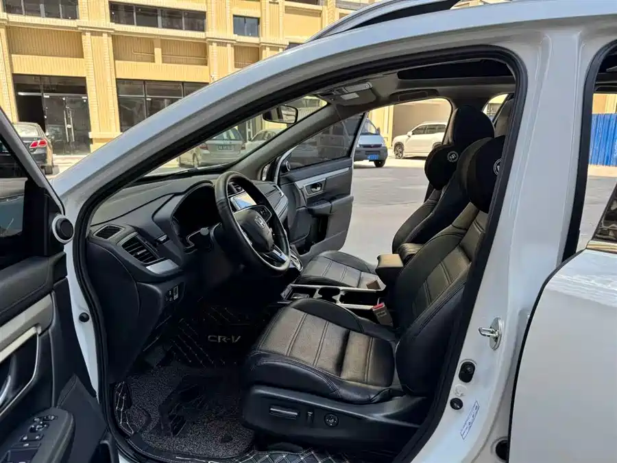 900x675_0_q87_c42_autohomecar__ChxpVmm6xCeAZjkEAAIps-RrvD0130.jpg.webp Used Honda CR-V 2021 240TURBO CVT two-wheel drive Black Jazz Edition