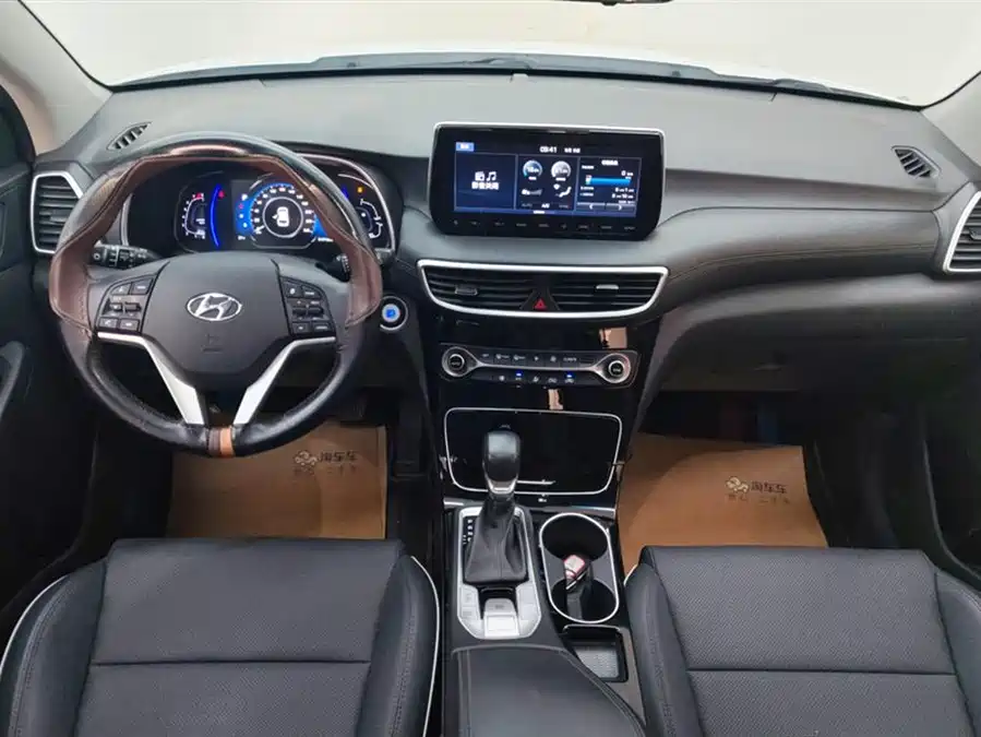 900x675_0_q87_c42_autohomecar__ChxpVmm750SAD3ePAAGeQBrmItk705.jpg.webp Used Hyundai Tucson 2020 280TGDi 2WD GLS Fashion Edition National VI