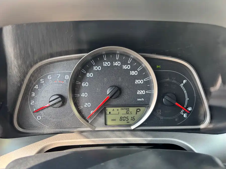 Used Toyota RAV4 Rongfang 2015 2.0L CVT two-wheel drive fashion version