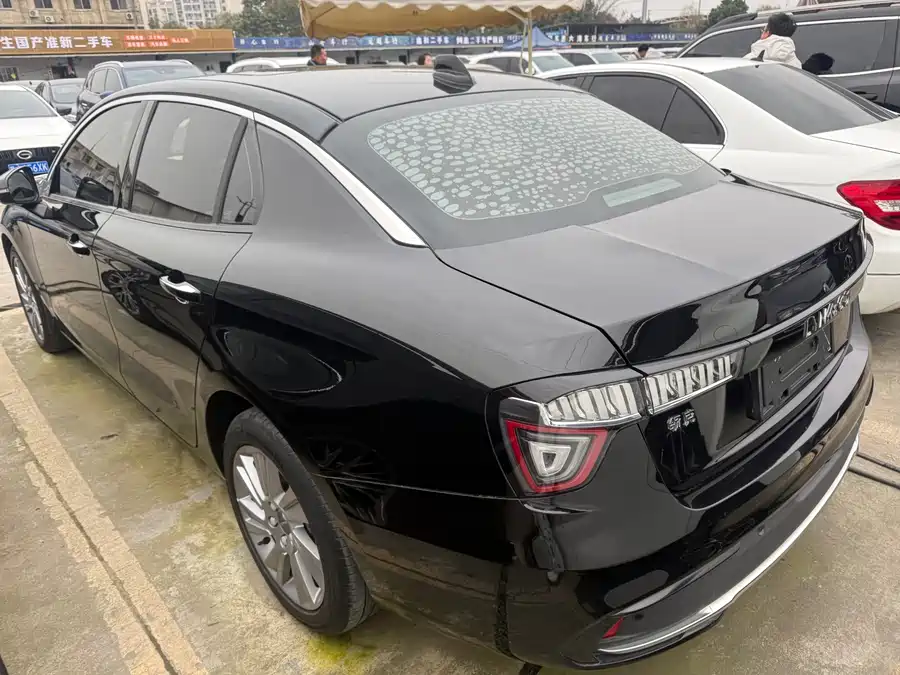 900x675_0_q87_c42_autohomecar__ChxpVmmAY6CAH6kyAAkKam0sKm8242.jpg.webp Used Lynk & Co 03 2019 1.5TD DCT version National VI