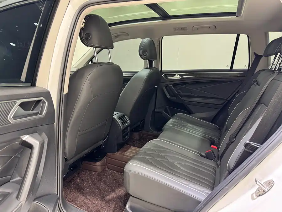 Used Volkswagen Tiguan L 2022 330TSI automatic two-wheel drive R-Line version