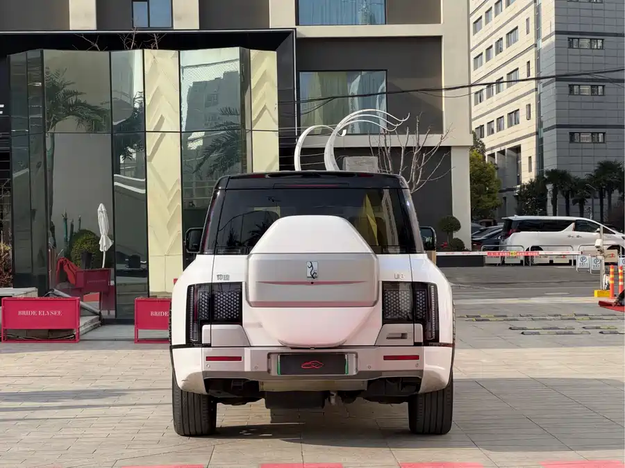 Used BYD Yangwang U8 2023 Deluxe Edition