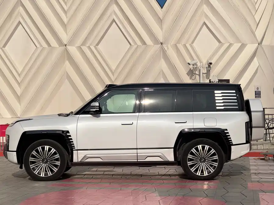 Used BYD Yangwang U8 2023 Deluxe Edition