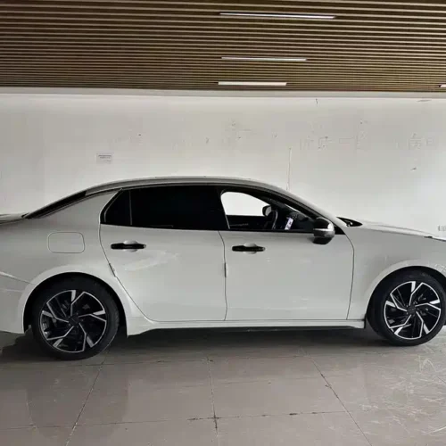 900x675_0_q87_c42_autohomecar__ChxpVmmEpYCAfc41AAOdy2DPWsI844.jpg.webp Used Lynk & Co 03 2023 2.0TD DCT Plus