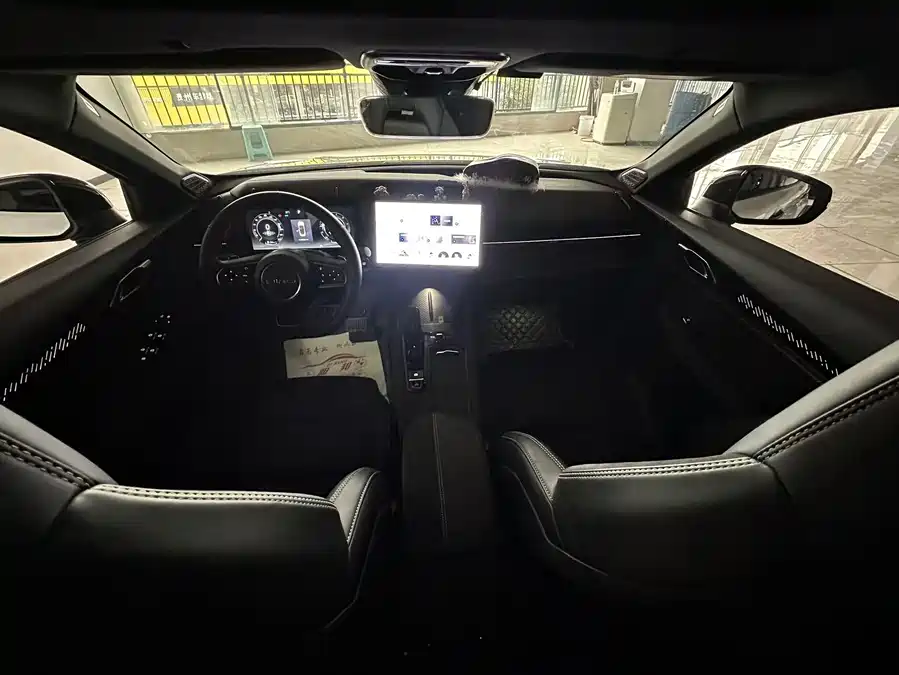 900x675_0_q87_c42_autohomecar__ChxpVmmEpYGAGTP1AAKvj43xf2o190.jpg.webp Used Lynk & Co 03 2023 2.0TD DCT Plus